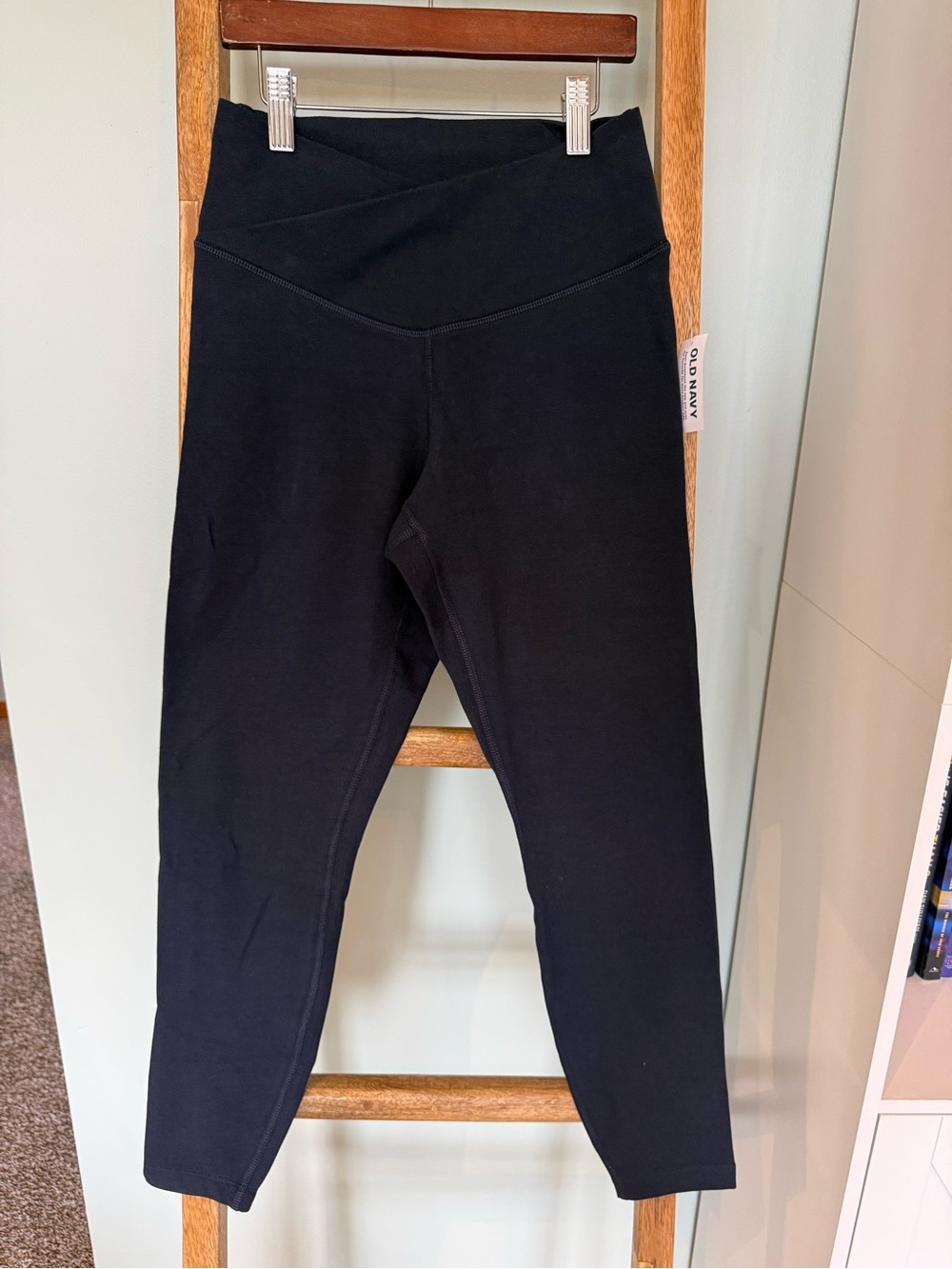 Old Navy PowerChill Extra High Rise Leggings Navy Blue S Petite NWT
